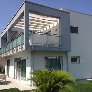 Del Desenzano del Garda